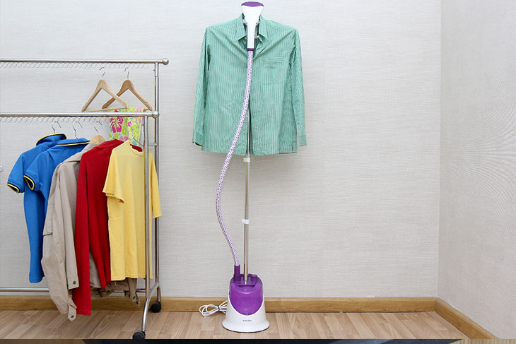 Khám Phá Bàn Ủi Hơi Nước Đứng Chính Hãng: Top Mẫu Bền Bỉ, Giá Tốt Cho Gia Đình